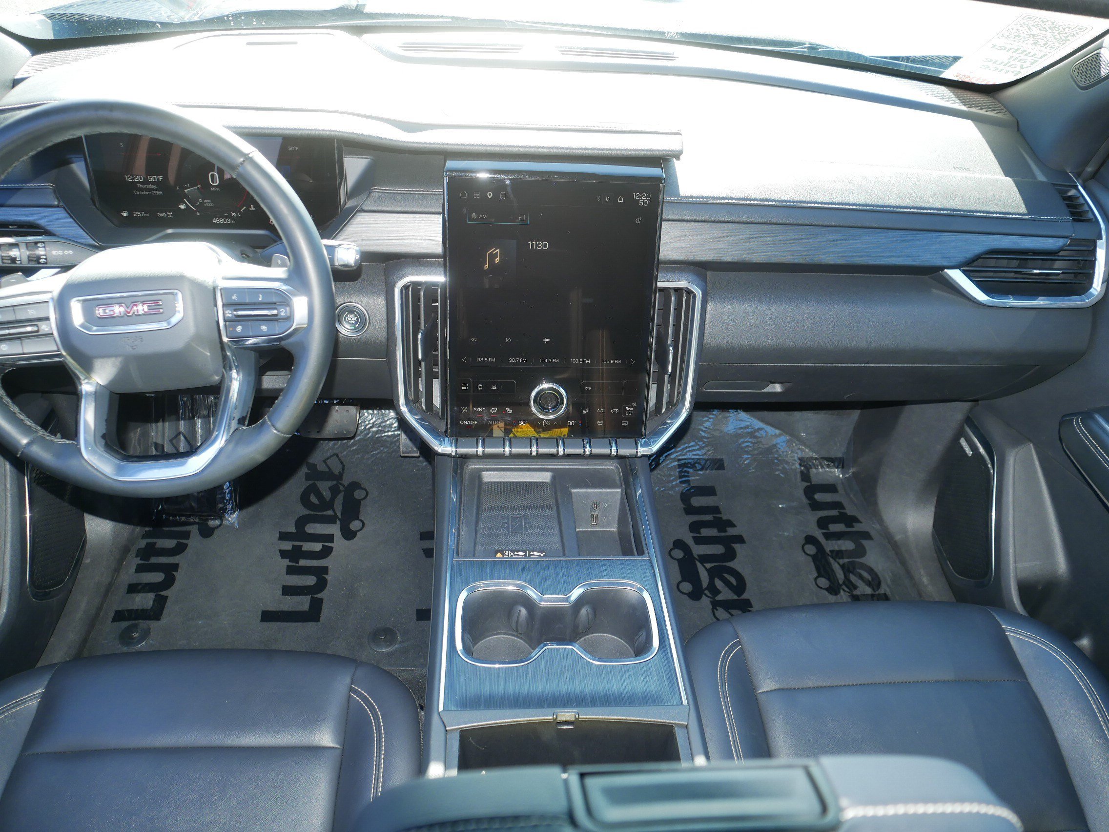 Used 2024 GMC Acadia Elevation AWD/4WD image 10