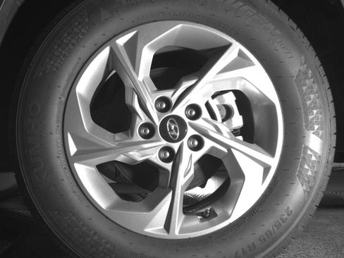 Used 2024 Hyundai Tucson SEL FWD image 14