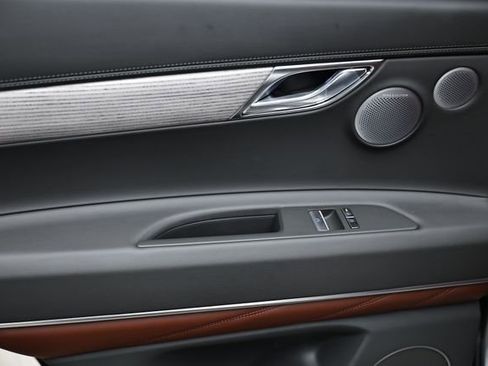 Certified 2026 Genesis GV80 3.5T Prestige image 25