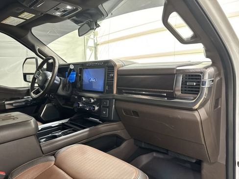 Used 2024 Ford F250 King Ranch w/ Chrome Package AWD/4WD image 30