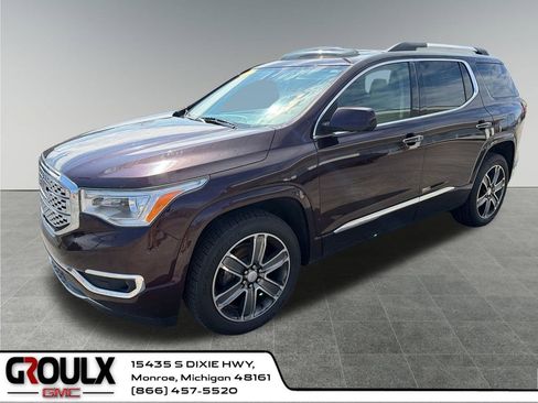 Used 2017 GMC Acadia Denali w/ Technology Package AWD/4WD image 1