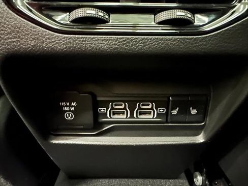 Certified 2022 Jeep Grand Cherokee Overland image 29