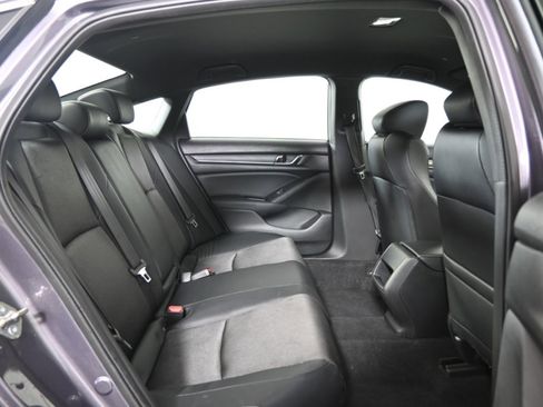 Used 2018 Honda Accord Sport image 20