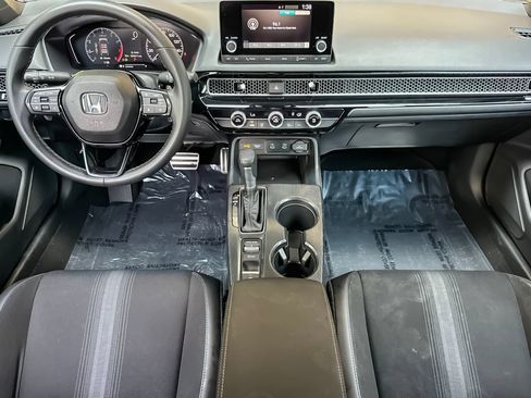 Used 2025 Honda Civic Sport image 12