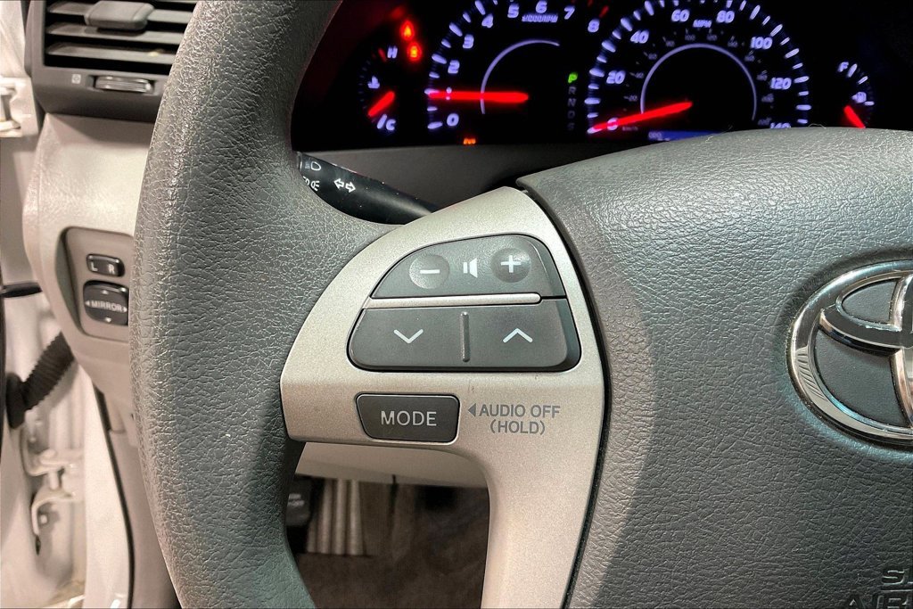 Used 2011 Toyota Camry FWD image 23
