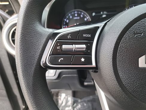 Used 2024 Kia Forte LXS image 16