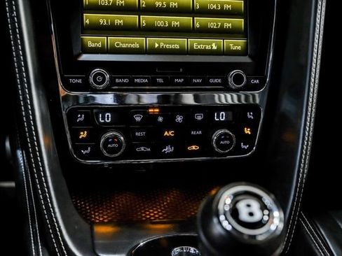 Used 2016 Bentley Continental GT image 32