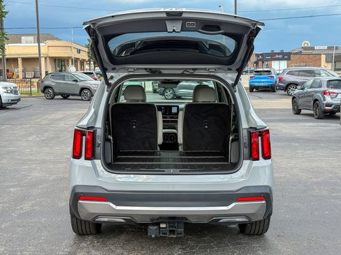 Used 2025 Kia Sorento EX w/ Panoramic Sunroof Package FWD image 38