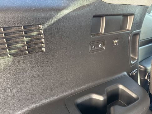 Used 2021 Hyundai Palisade Limited image 13