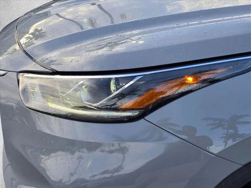 Used 2023 Toyota Highlander Bronze Edition AWD/4WD image 10