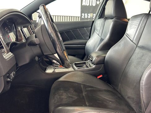 Used 2012 Dodge Charger R/T RWD image 8