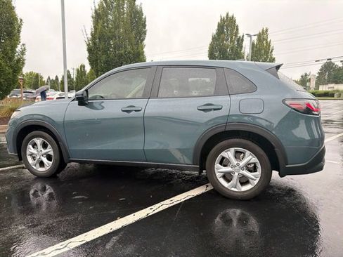 Used 2024 Honda HR-V LX image 9