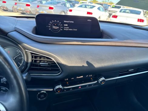 Used 2021 MAZDA CX-30 2.5 Turbo w/ Premium Plus Pkg image 21