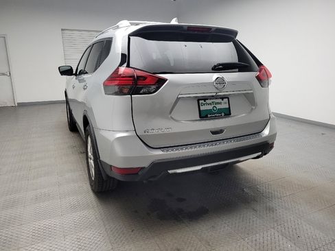 Used 2017 Nissan Rogue SV w/ SV Premium Package AWD/4WD image 6