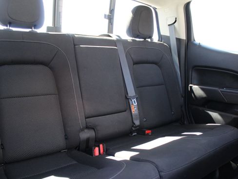Used 2021 Chevrolet Colorado LT w/ Safety Package RWD image 23