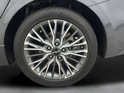 Used 2024 Kia Forte GT-Line w/ GT-Line Premium Package FWD image 29