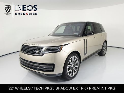 Used 2023 Land Rover Range Rover SE AWD/4WD image 1
