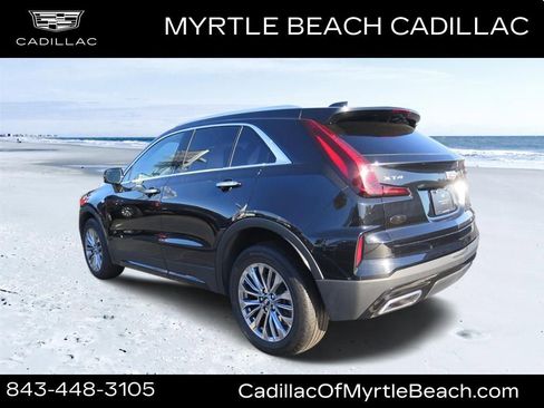 Used 2024 Cadillac XT4 Premium Luxury image 5