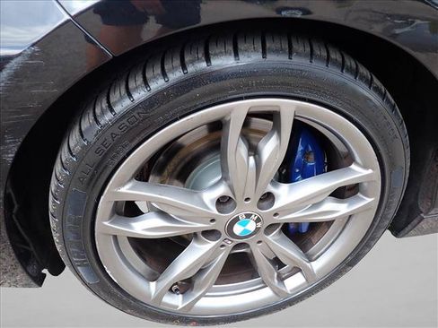 Used 2016 BMW M235i Convertible RWD image 4