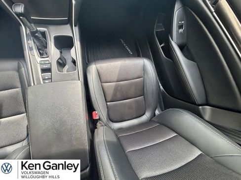 Used 2021 Honda Accord Sport image 17