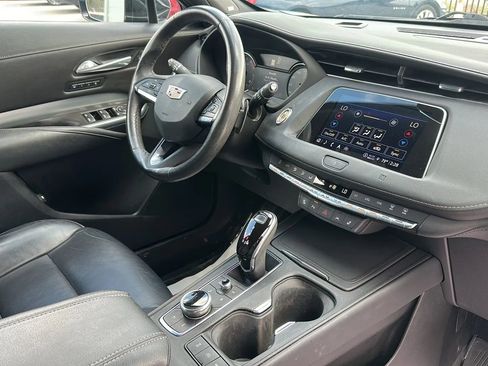 Used 2021 Cadillac XT4 Premium Luxury w/ Cold Weather Package image 19