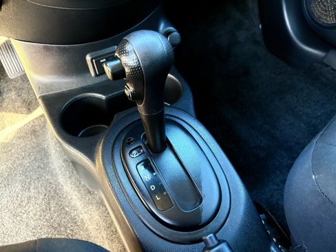 Used 2019 Nissan Versa S Plus image 27