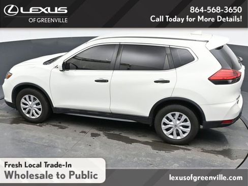 Used 2017 Nissan Rogue S image 23