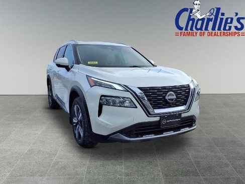 Certified 2023 Nissan Rogue SL w/ SL Premium Package AWD/4WD image 3