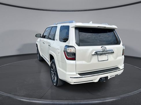 Used 2022 Toyota 4Runner Limited AWD/4WD image 10