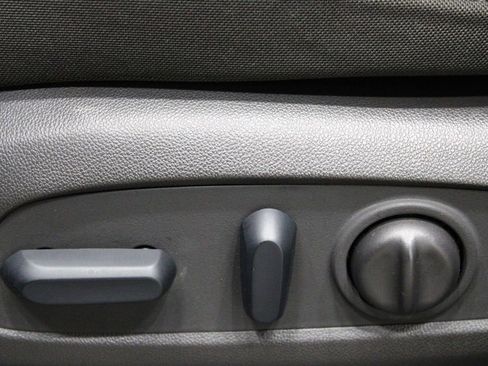 Used 2023 Chevrolet TrailBlazer LT w/ Convenience Package image 19