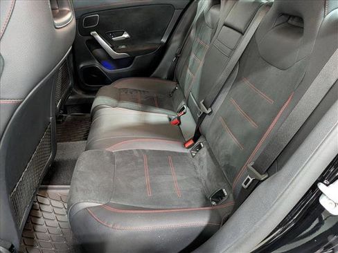 Used 2025 Mercedes-Benz CLA 250 image 19