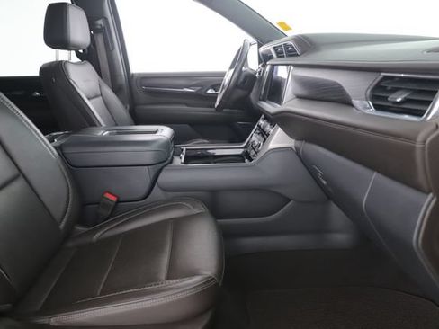 Used 2022 GMC Yukon Denali AWD/4WD image 37