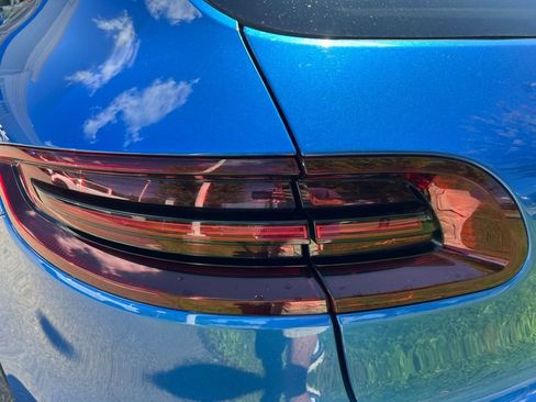 Used 2017 Porsche Macan GTS AWD/4WD image 5