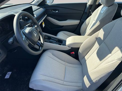 New 2026 Honda Accord SE image 9