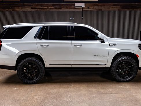 Used 2024 GMC Yukon Denali Ultimate image 11