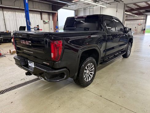 Used 2023 GMC Sierra 1500 AT4 w/ AT4 Preferred Package image 3