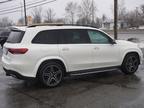Used 2021 Mercedes-Benz GLS 580 4MATIC w/ Exclusive Trim Package image 16