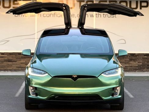 Used 2021 Tesla Model X Long Range AWD/4WD image 2