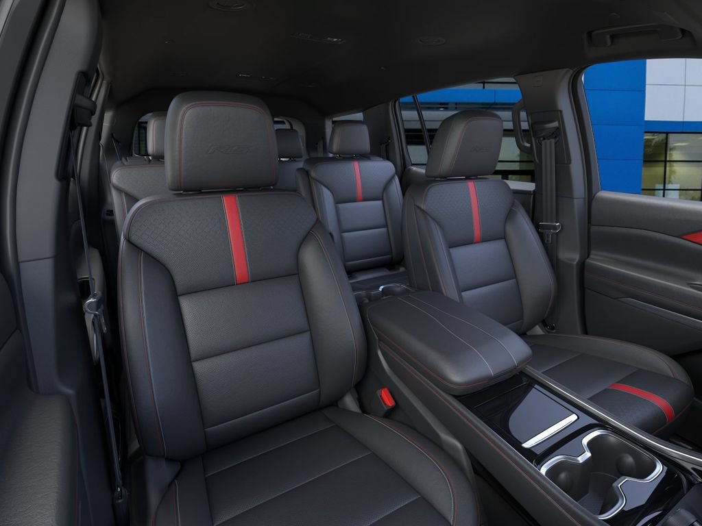 New 2026 Chevrolet Traverse RS w/ LPO, Floor Liner Package FWD image 16