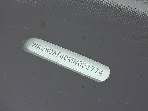 Used 2021 Audi A8 L 3.0T image 19