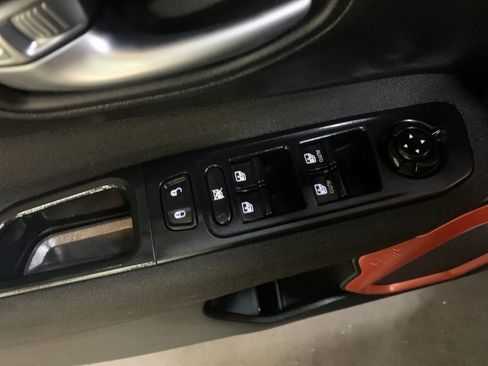 Used 2018 Jeep Renegade Sport w/ Power & Air Group AWD/4WD image 13