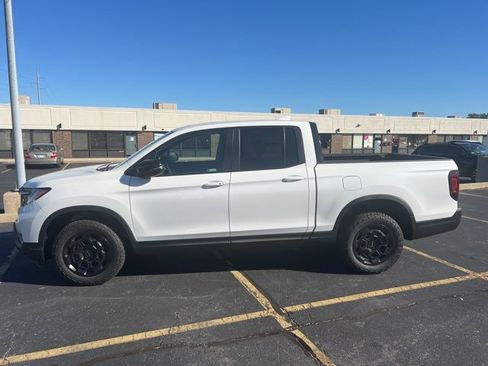 New 2026 Honda Ridgeline TrailSport+ image 3