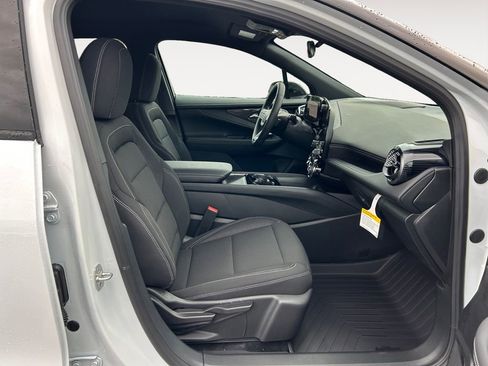 New 2026 Chevrolet Blazer EV LT image 10