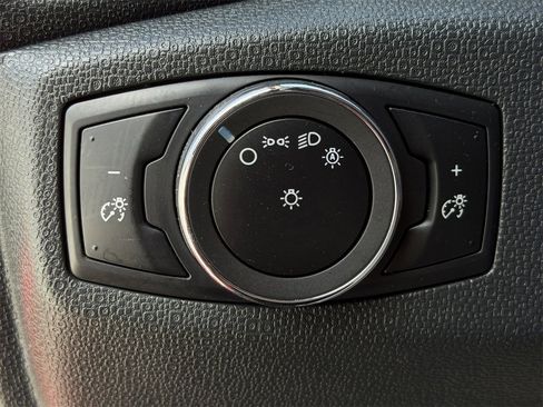 Used 2020 Ford EcoSport S image 22