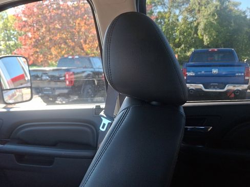 Used 2012 GMC Sierra 3500 Denali image 17