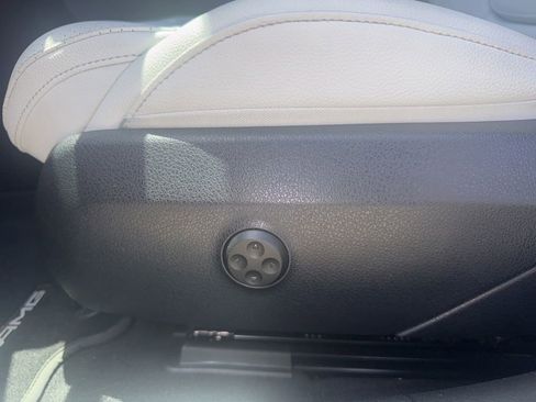 Used 2024 Mercedes-Benz C 300 Sedan image 22