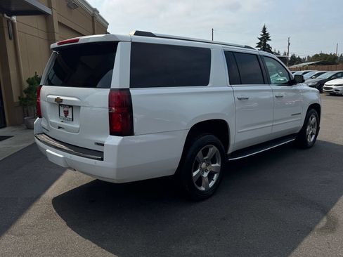 Used 2018 Chevrolet Suburban Premier RWD image 7
