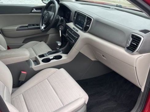 Used 2018 Kia Sportage LX w/ LX Popular Package image 23