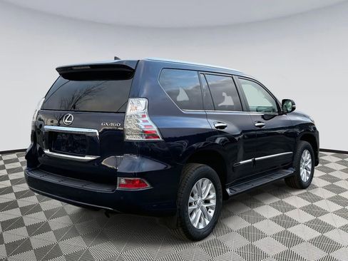 Used 2019 Lexus GX 460 Premium image 2