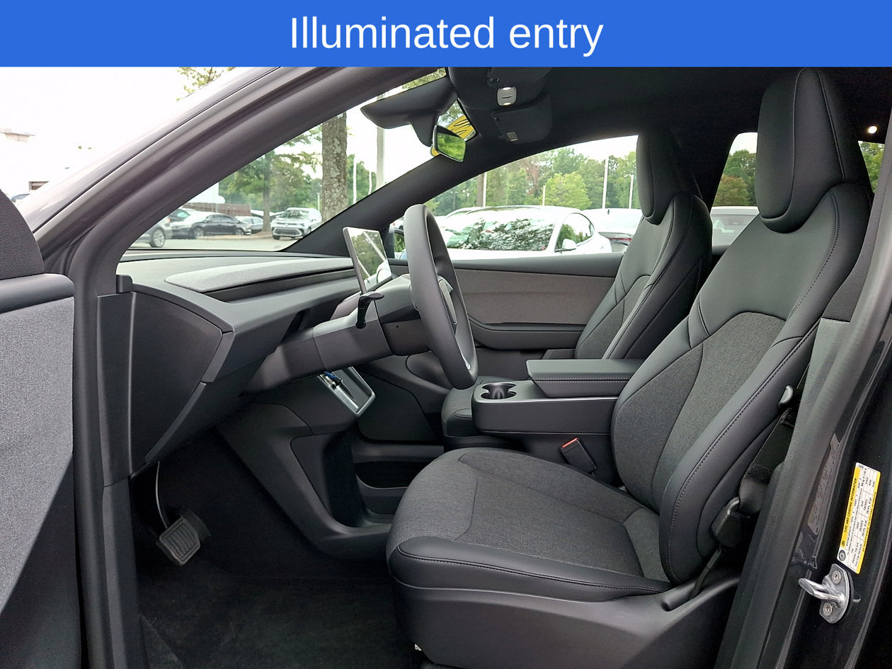 Used 2026 Tesla Model Y AWD image 13